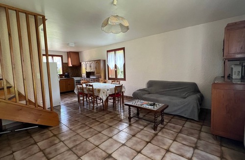 Chambon-sur-Lac House | Semi-detached house with garden, mountain view, private terrace and Wi-Fi