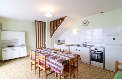 Lorcieres Cottage | Semi-detached house in Lorcières with BBQ, pets allowed