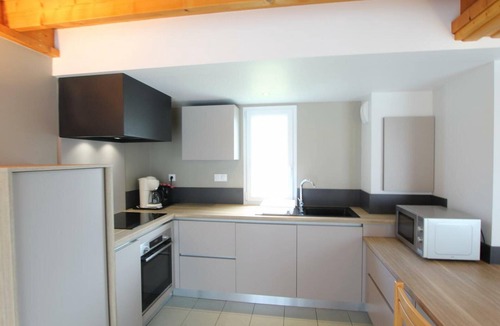 Biville Cottage | Semi-detached house in the heart of La Hague, pets allowed