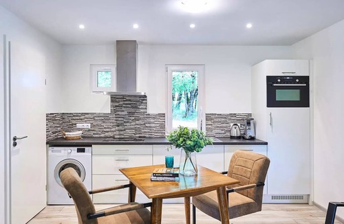 Mauroux Villa | Semi-detached villa for 2 people, 1 bathroom, sleeps 2