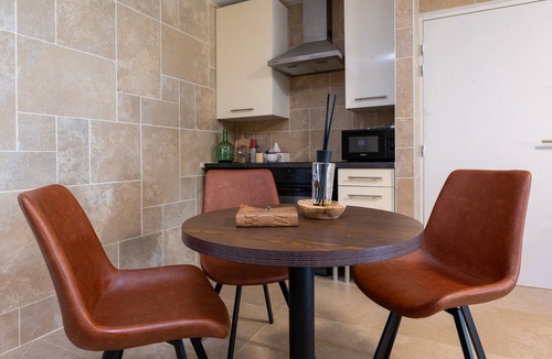 Grand-Champ House | Sensori Nuit – Sauna, Jacuzzi & Sensory Experience near Vannes