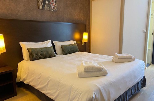 Equeurdreville-Hainneville Hotel | SHELDER Hôtel - CHERBOURG EN COTENTIN - Equeurdreville