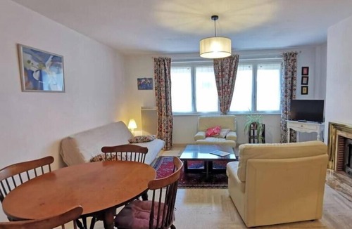 Guilvinec Apartment | Single-storey apartment near port and shops