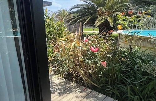 Ploudalmezeau House | Single-storey house, close to the port and Kerdéniel beach.