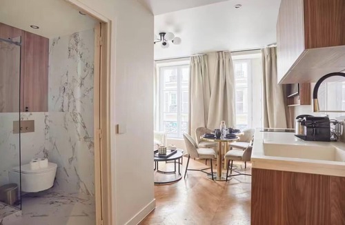 Hopital Saint-Louis Apartment | SITUATED IN A LIVELY AND AUTHENTIC PARISIAN NEIGHBORHOOD – LE MARAIS