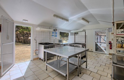Bagneres-de-Luchon House | Skioura Holiday Home, Group Accommodation