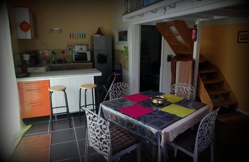Etaules Apartment | Small 55-square-meter duplex house with a garden