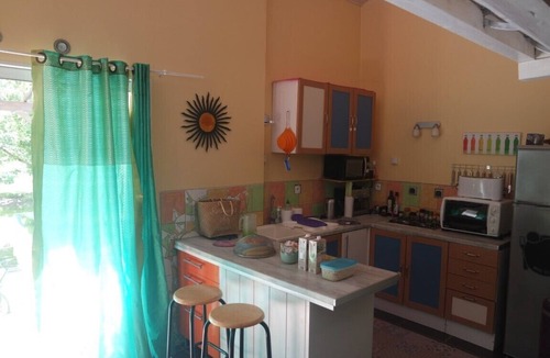Etaules Apartment | Small 55-square-meter duplex house with a garden
