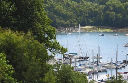 Lezardrieux House | Small Breton holiday home in top location with shared pool, Lézardrieux