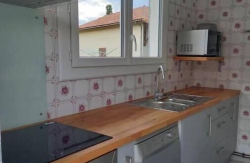 Castets Apartment | Small house with a garden in a quiet neighborhood