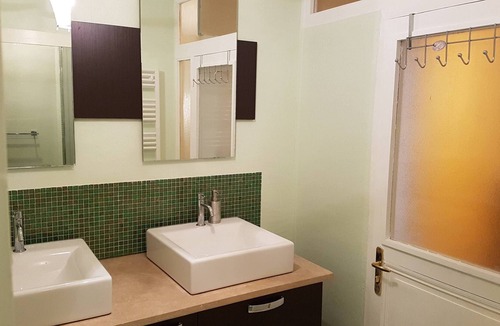 Passins House | Small room in character house