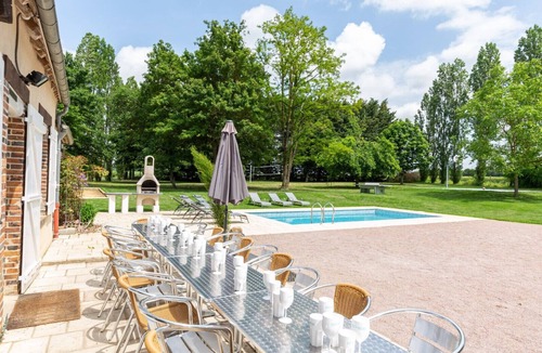 Courtemaux Villa | So Villa Ramènerie (45) - Heated pool - Basketball - 1h30 Paris - 26p.