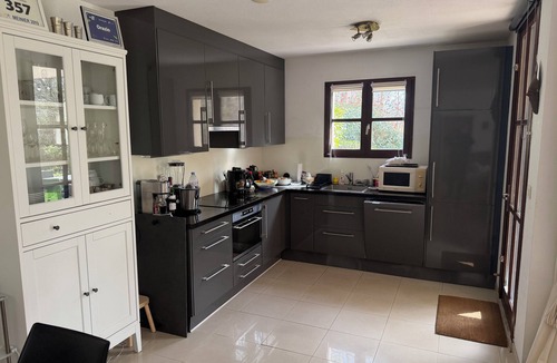 Salles House | South-facing villa - not overlooked - 3 bedrooms