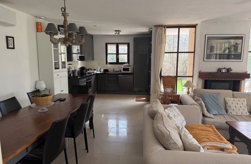Salles House | South-facing villa - not overlooked - 3 bedrooms