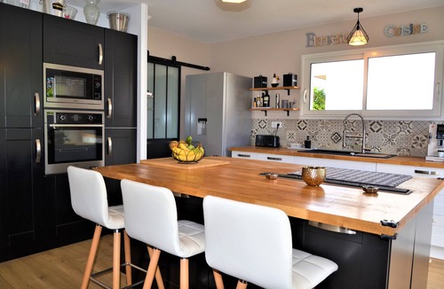 Saint-Vincent-de-Tyrosse Bed & Breakfast | SOUTH-WEST |1| Landes-40-Tyrosse, LC than CL, Guest rooms, Laëtitia