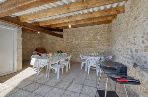 Saint Nazaire sur Charente House | Spacious Family Beach House for 2–10 Guests