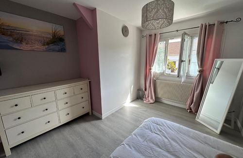 Garges-les-Gonesse Villa | Spacieuse et agréable à séjourner
