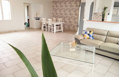 Echillais House | Spacieuse Maison Avec Jardin. Idéal Pour Visiter la Charente Maritime