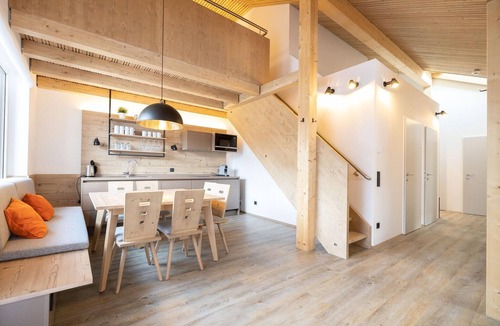 Hinterstoder Apartment | Spacious 8-Person Alpine Apartment with Balcony