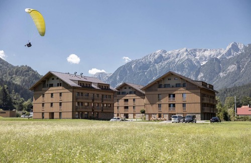 Hinterstoder Apartment | Spacious 8-Person Alpine Apartment with Balcony