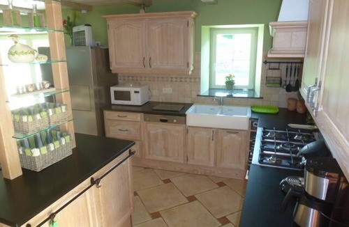 Espalem House | Spacious and luxurious cottage for 12 people in Espalem in Auvergne