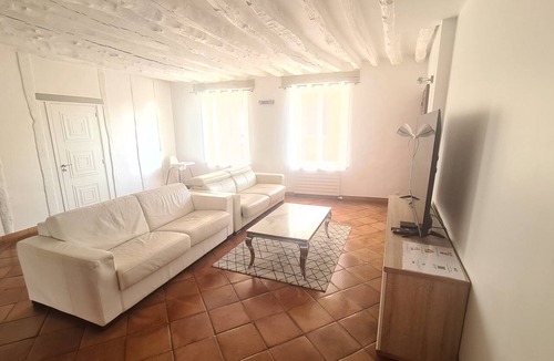 Thorigny-sur-Marne Apartment | Spacious Apartment: 20 Minutes from Disneyland / 30 Minutes from Paris