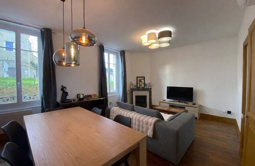 Nevers Condo | Spacious apartment 200m from the station and the Loire, with private garden