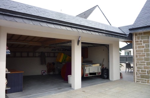Auray House | SPACIOUS APARTMENT, COMFORTABLE IN INDIVIDUAL HOUSE NEAR CITY CENTER