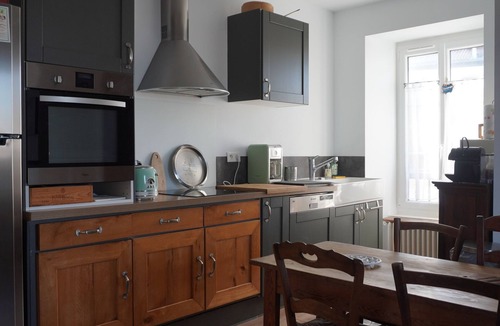 Ciboure Apartment | Spacious apartment on the port. Wide ocean views. Everything within walking distance