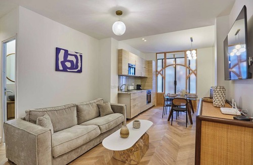 Saint-Vincent-de-Paul Apartment | Spacious Apartment With AC - Center of Paris