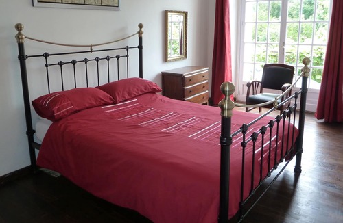Baud House | Spacious Brittany Holiday Cottage with pool and gym