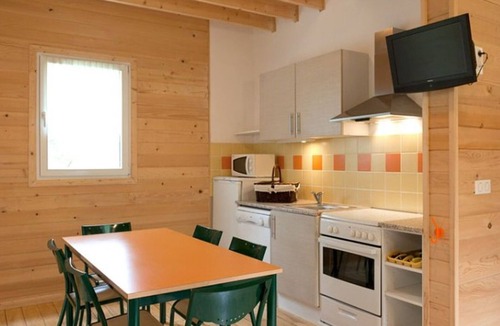 Dienne Ski Chalet | Spacious Chalet with Terrace for 8 People
