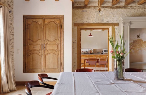 Preaux House | Spacious Country House with Private Terrace, Shared Garden, and Wi-Fi