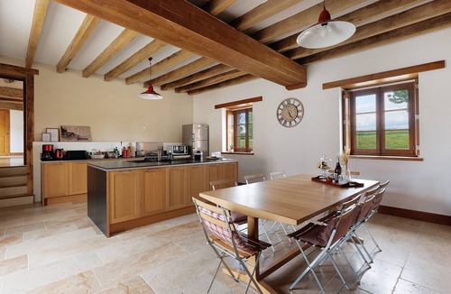 Preaux House | Spacious Country House with Private Terrace, Shared Garden, and Wi-Fi