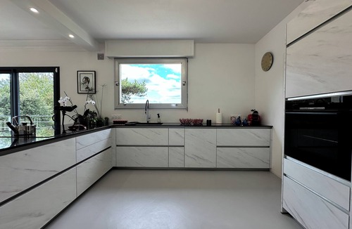 Le Fort Bloque House | Spacious, elegant house overlooking Etang de Lannénec, 600m from Fort-Bloqué