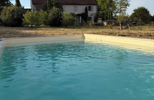 Chapaize House | Spacious Family Home with a Pool & Large Garden