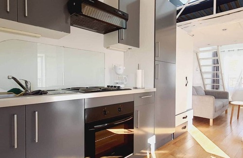 La Ferte-sous-Jouarre Apartment | Spacious, cozy duplex | Sleeps 5 | Near Disneyland Paris