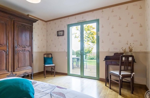 Sainte-Marie-du-Mont Cottage | Spacious house with garden near Utah Beach