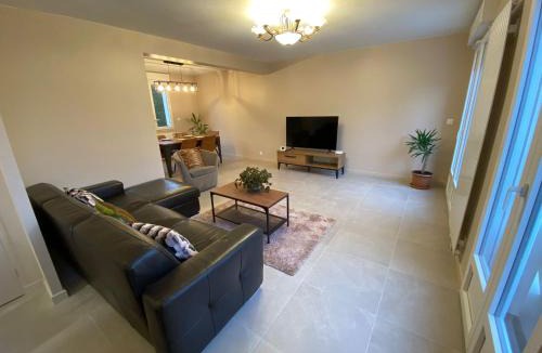 Chanteloup-en-Brie House | Spacious home near Disneyland