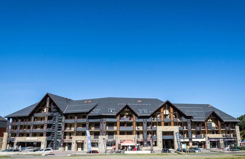 Peyragudes Apartment | Spacious Ski-In/Ski-Out Apartment with Balcony, Sleeps 8, Stunning Views - Peyragudes