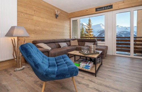 Orcieres-Merlette Apartment | Spacious south-facing 3-room apartment for 6 people with garage