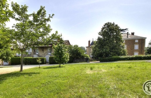 Saint-Julien House | St-Jean-Baptiste - SAINT-JULIEN