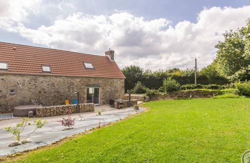 Tollevast Cottage | Stone family home with spa and garden in Tollevast
