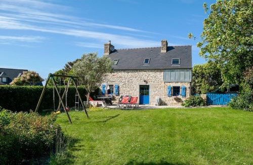 Plougoulm House | Stone House in Brittany near Roscoff & Beaches