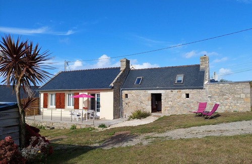 Plouarzel House | Stone House in Plouarzel near Sandy Beaches
