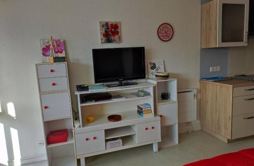 Chauffailles Apartment | studio 2 places voir option pour 3 à chauffailles