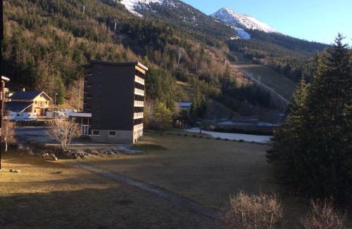 Correncon-en-Vercors Apartment | Studio 32m² proche pistes, balcon, parking, 4 pers. - FR-1-515-103
