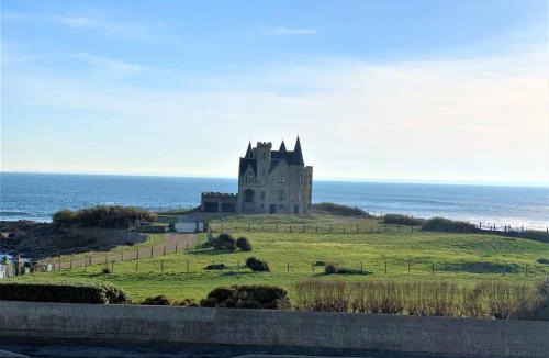 Quiberon Apartment | Studio 33m² à Quiberon, proche centre, animaux admis, parking inclus - FR-1-478-96