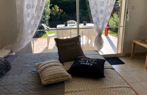 Vieux-Boucau-les-Bains Apartment | Studio:400M sea lake and centers city, 800 m sea, direct access cycle track.