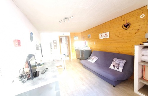 Murol Apartment | Studio au coeur de Murol, village médiéval